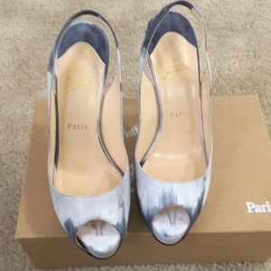 💯 authentic Christian Louboutin sandals